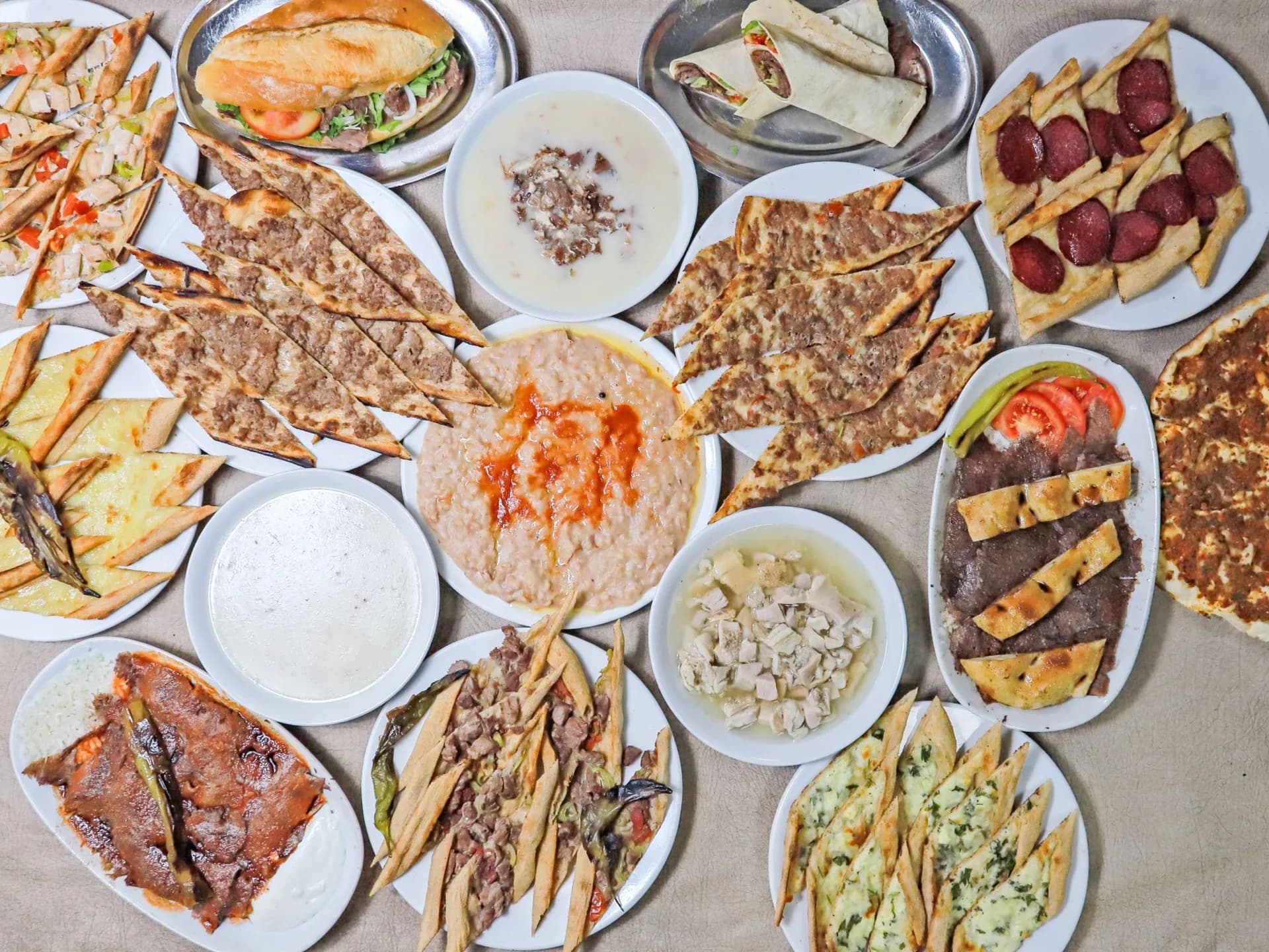 Lale Pide Afyonkarahisar — taş fırın pide, keşkek ve döner çeşitleri